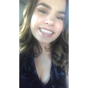 Meet your Posher, Alexia